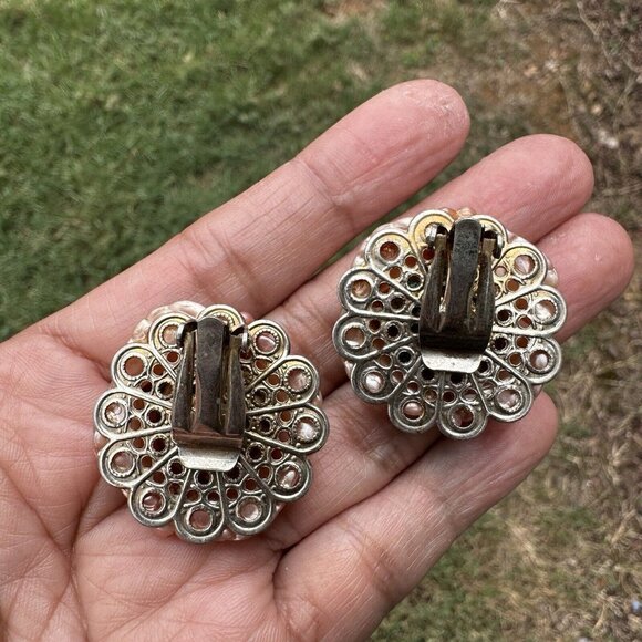 VTG Flower Earrings Pink Cab Jelly Belly Optic Glass Silver Tone Clip-On 1.25" - Picture 7 of 9